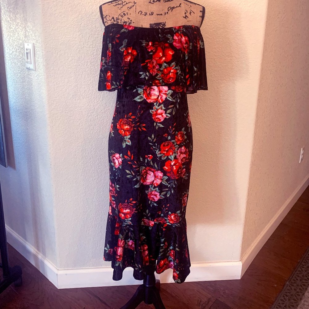 Gorgeous LulaRoe Cici crushed velvet dress, Small